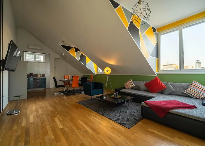 Apartment 3br With Balcony Near Naschmarkt Center