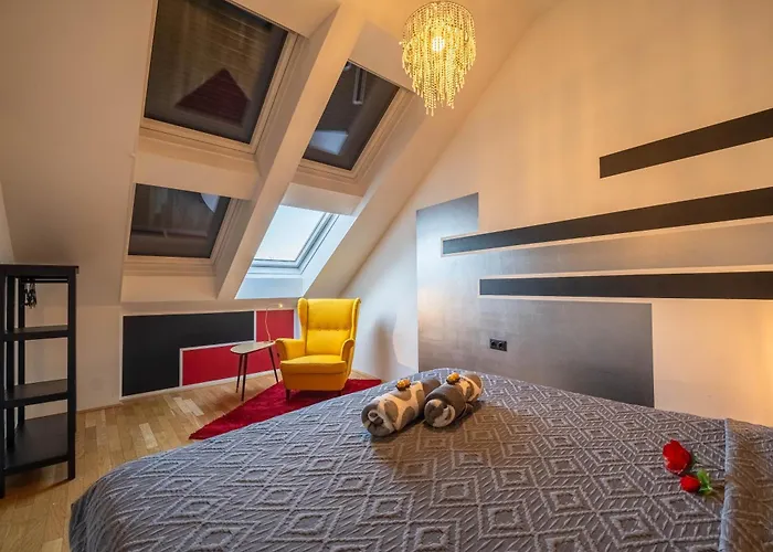 3br With Balcony Near Naschmarkt Center